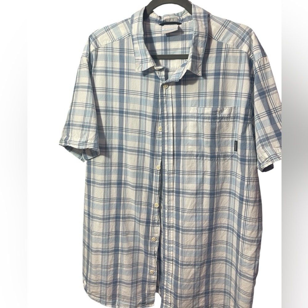 Men’s Columbia Button Up